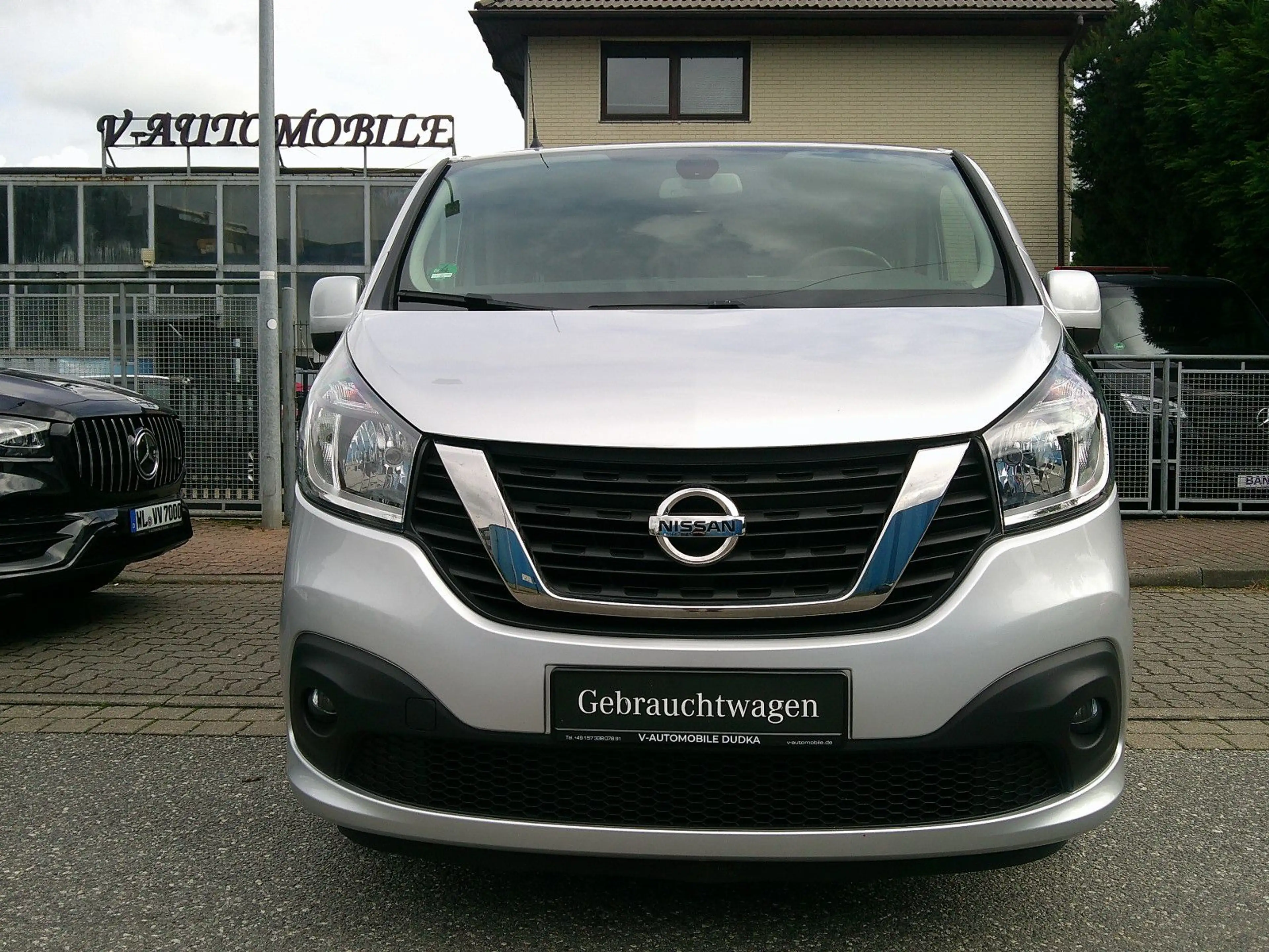 Nissan NV300 Kombi L1H1 2,7t PREMIUM 2.0 — photo 2