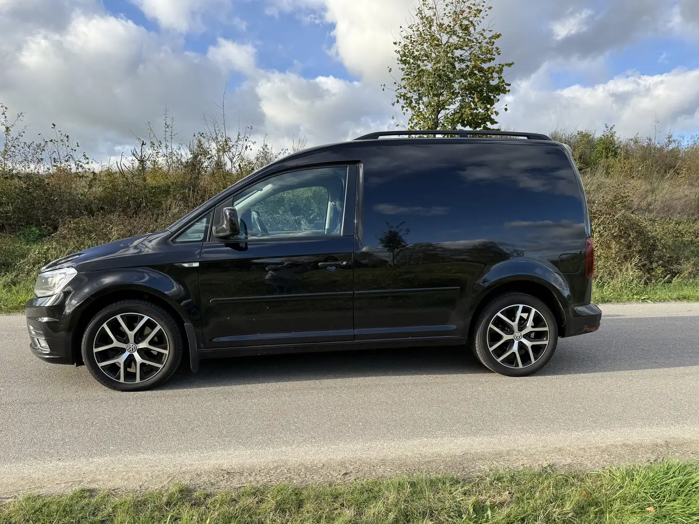 Volkswagen Caddy 2.0 TDI (5-Si.) DSG - 2