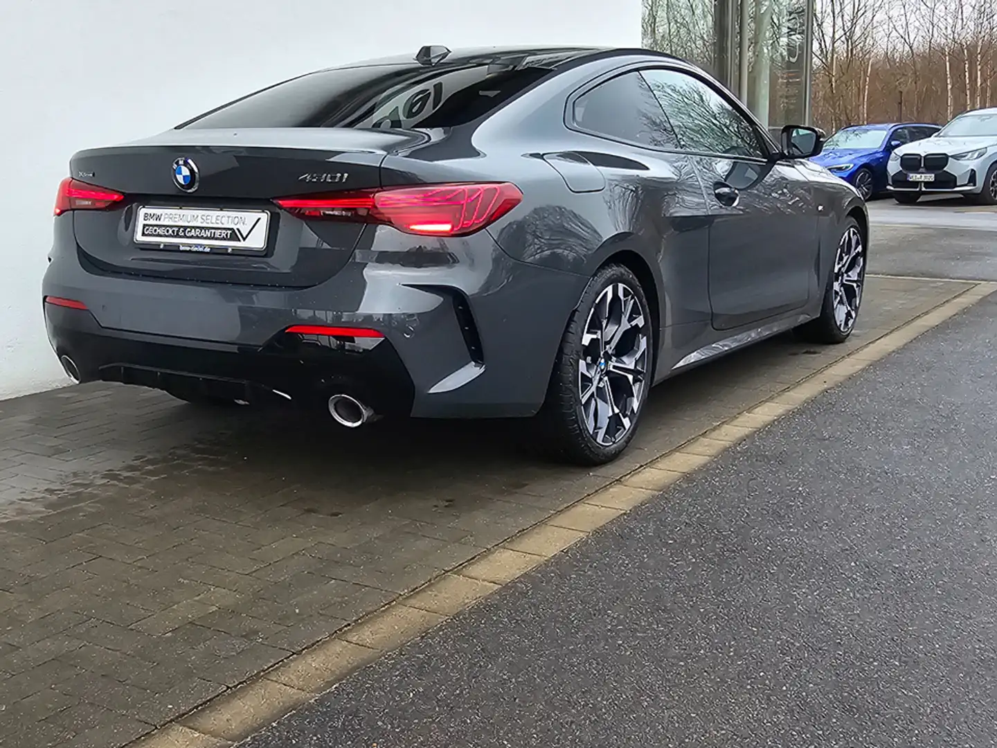 BMW 430 i xDrive Coupe M Sportpaket*AHK*Head-Up*adLED Grau - 2