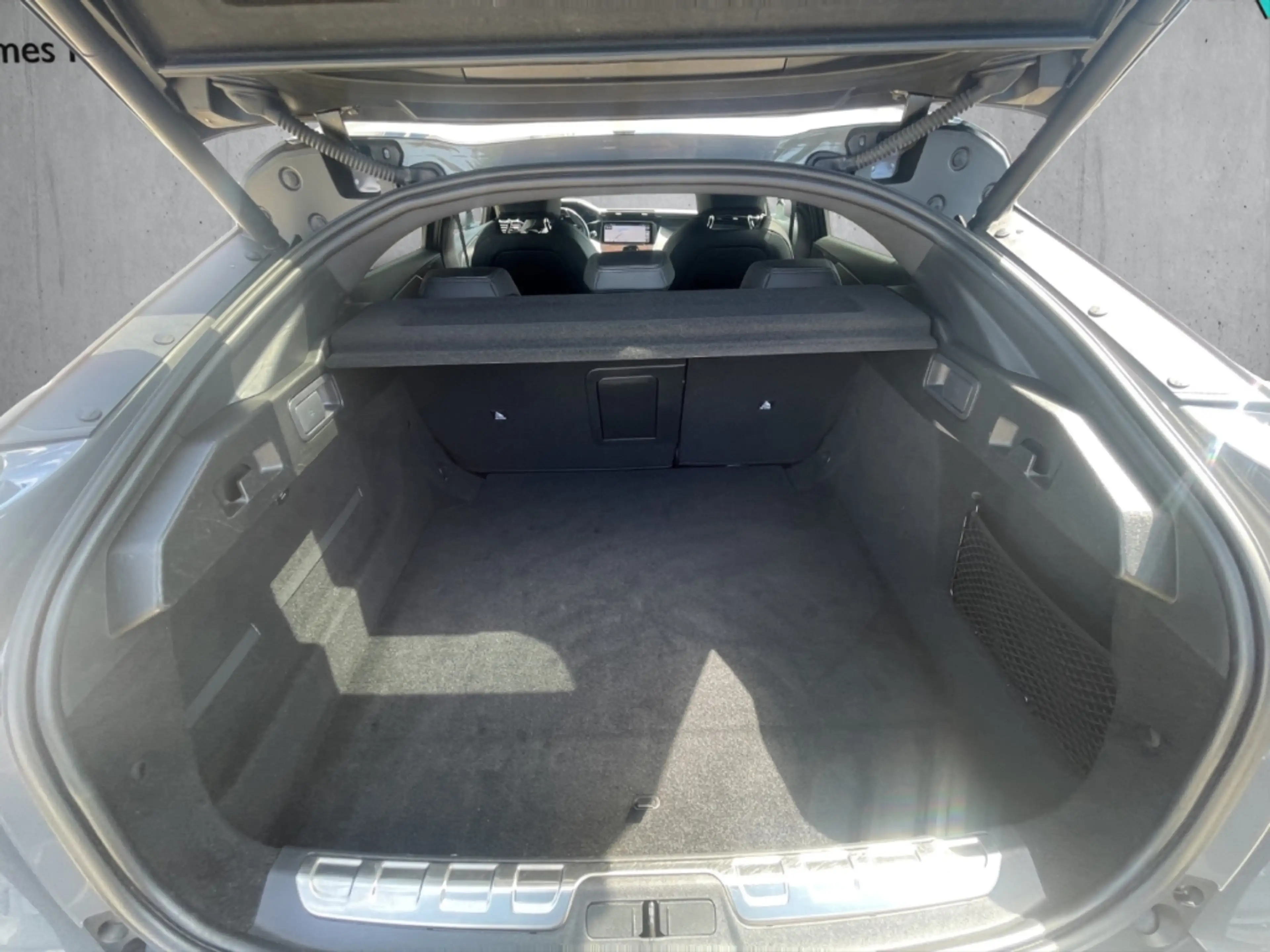 Peugeot 408 GT PT130 EAT8 El. Panodach El. Sitz Focal Kamera L — photo 7