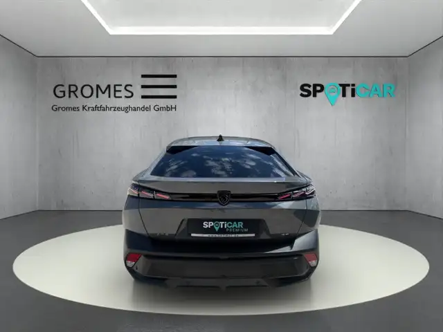 Peugeot 408 view 4