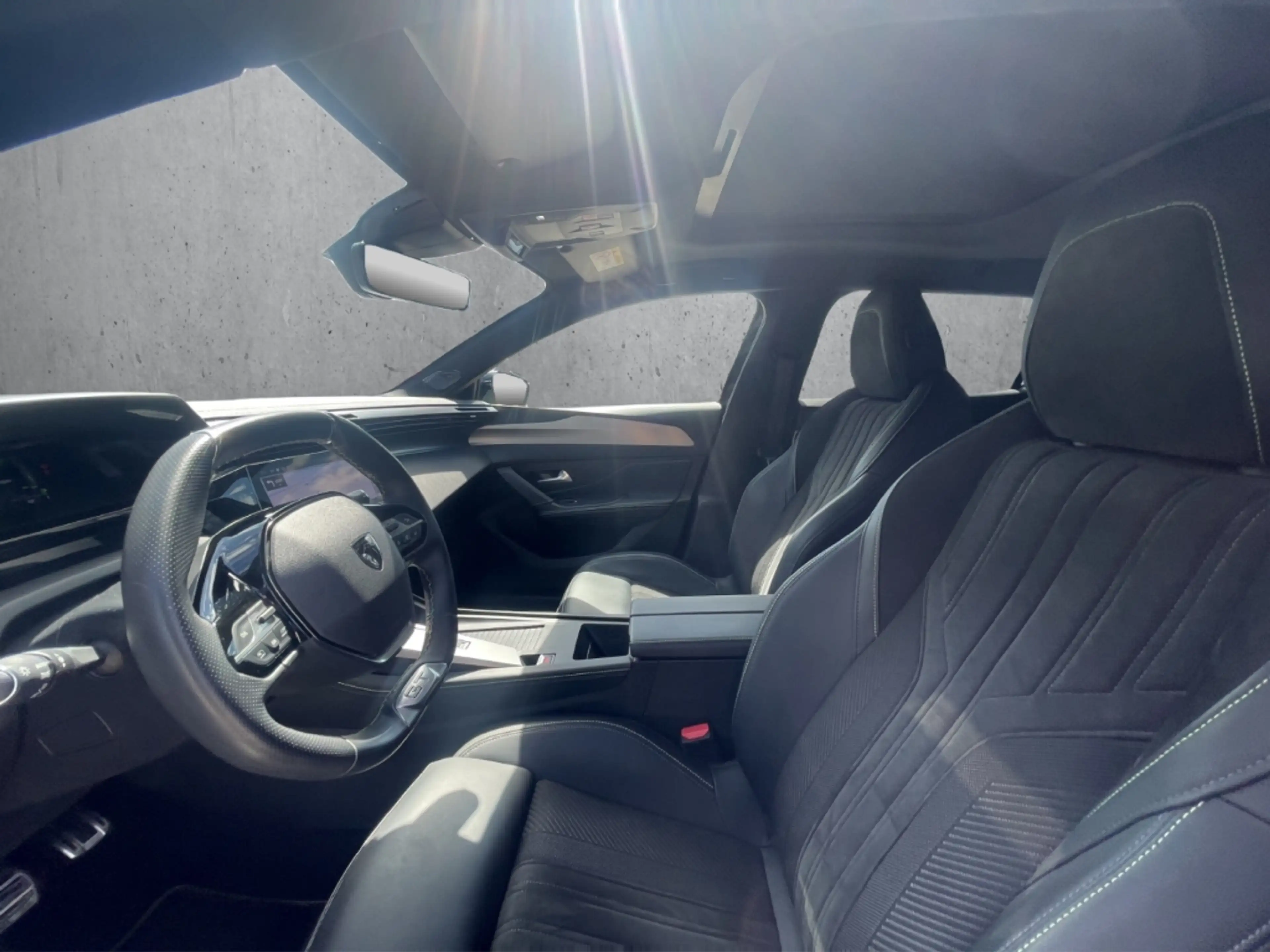 Peugeot 408 GT PT130 EAT8 El. Panodach El. Sitz Focal Kamera L — photo 9