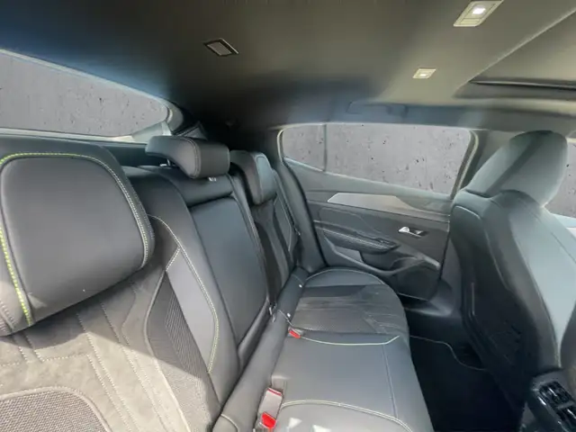 Peugeot 408 view 14