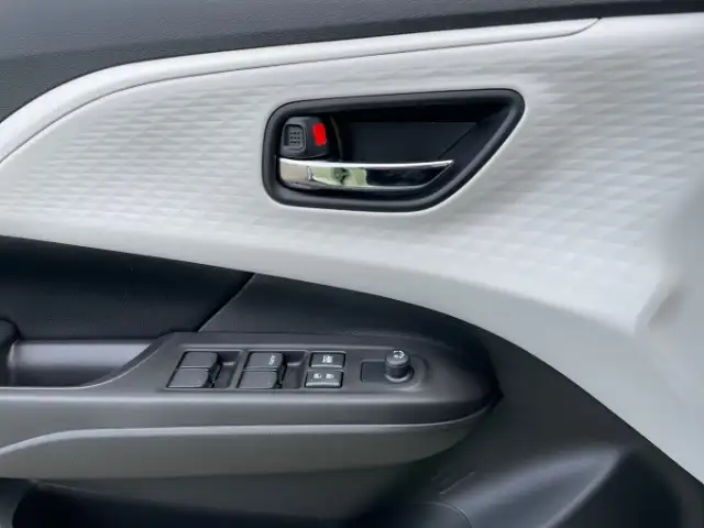 Suzuki Swift NEW 1.2 Dualjet Hybrid Club+Navi+Parkpilot