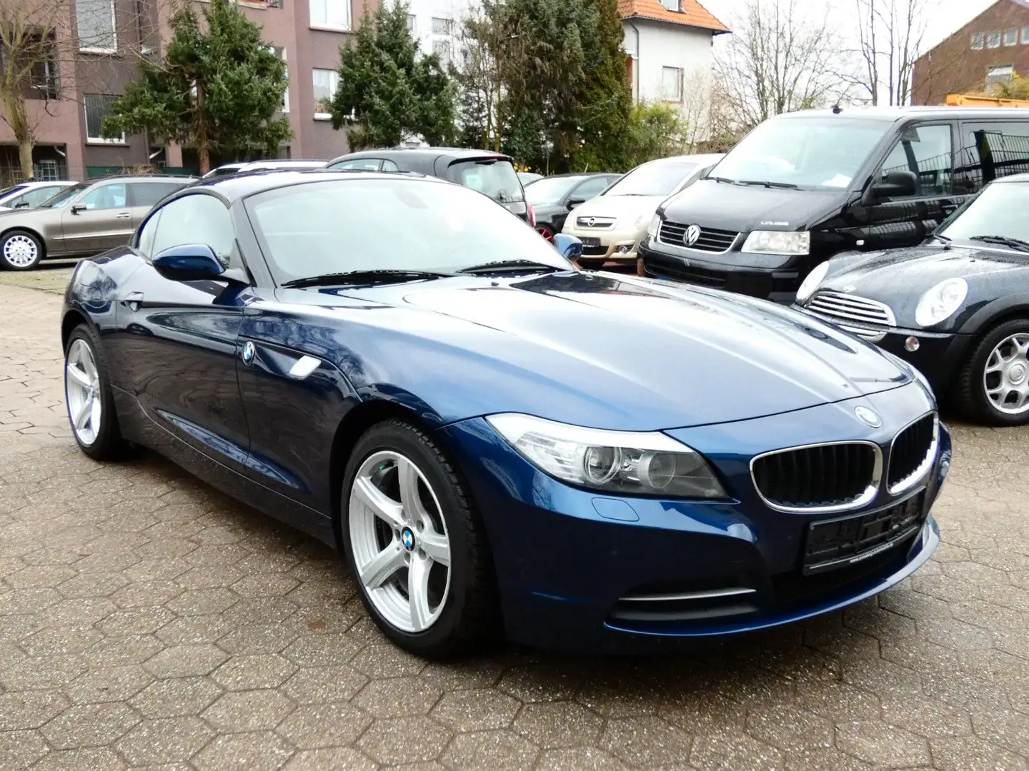 BMW Z4 Roadster sDrive 23i*LEDER*SHZ*PDC*XENON*AUT* Albastru - 2