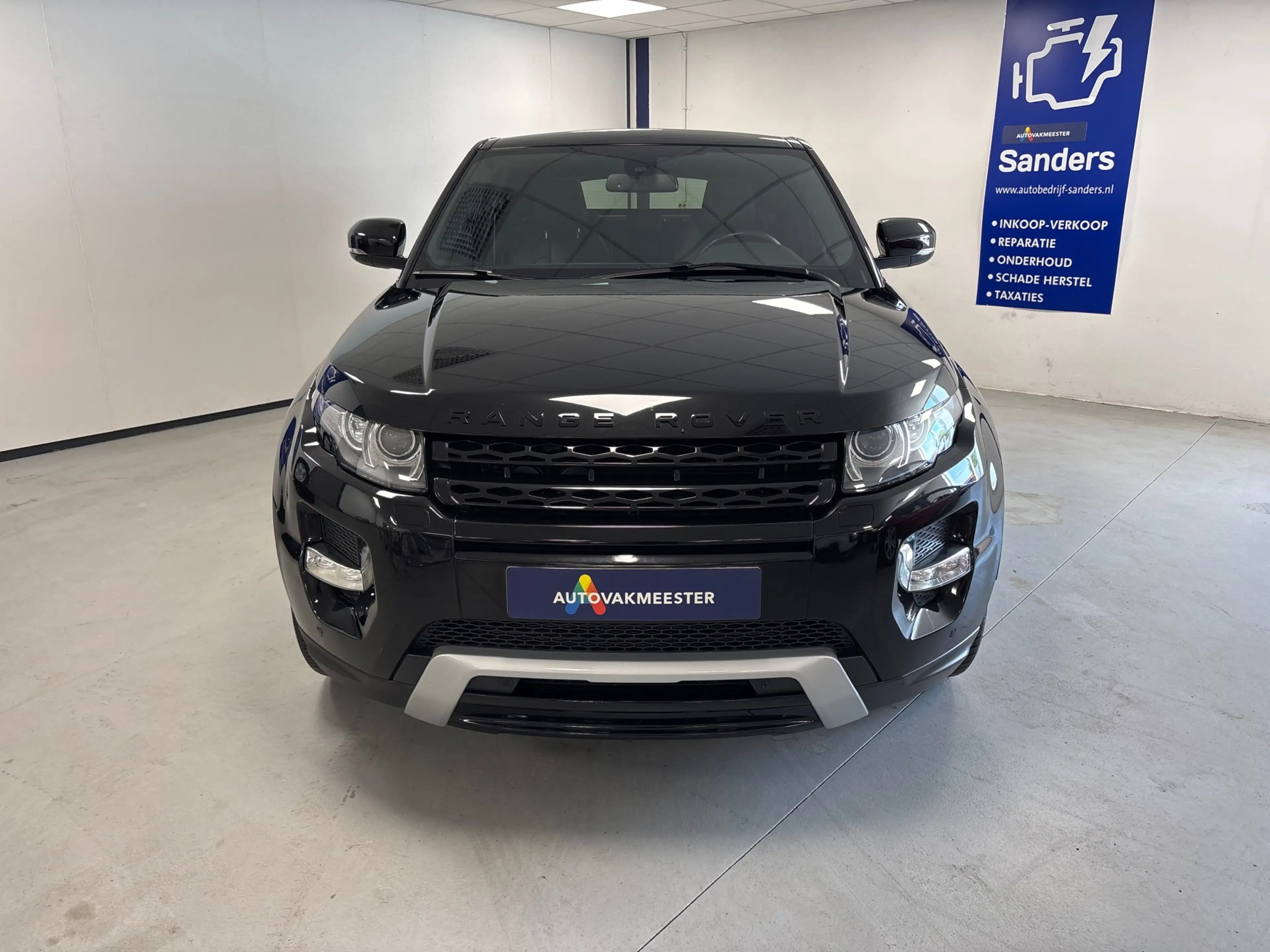 Land Rover Range Rover Evoque 2.0 Si 4WD Prestige — photo 2
