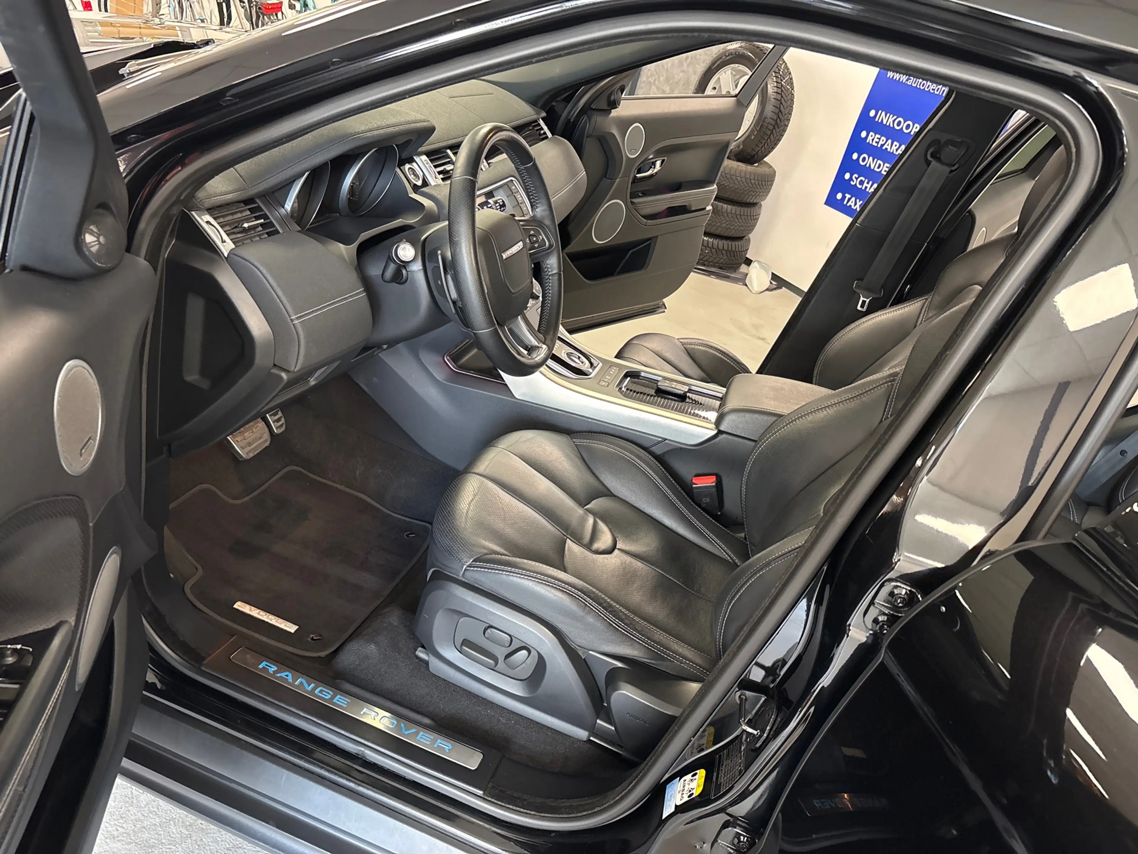 Land Rover Range Rover Evoque 2.0 Si 4WD Prestige — photo 10
