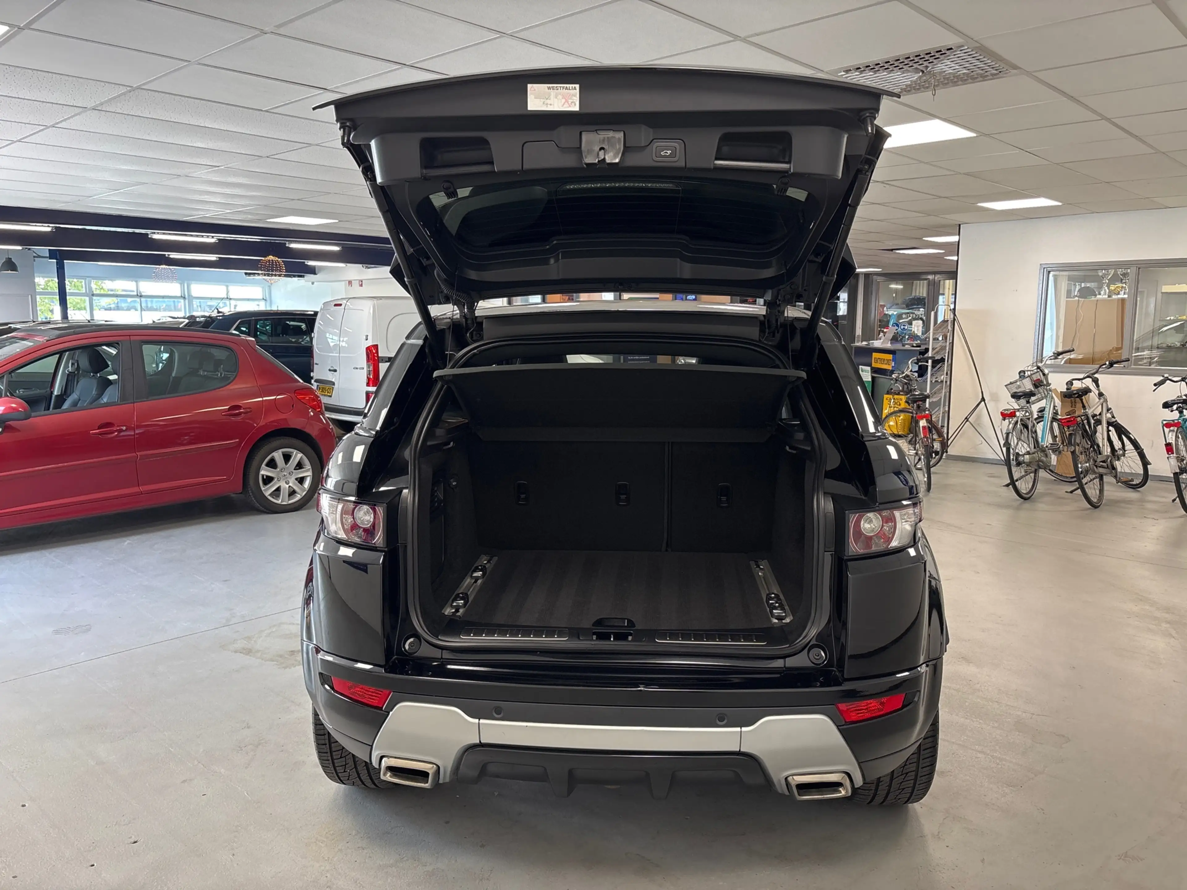 Land Rover Range Rover Evoque 2.0 Si 4WD Prestige — photo 6