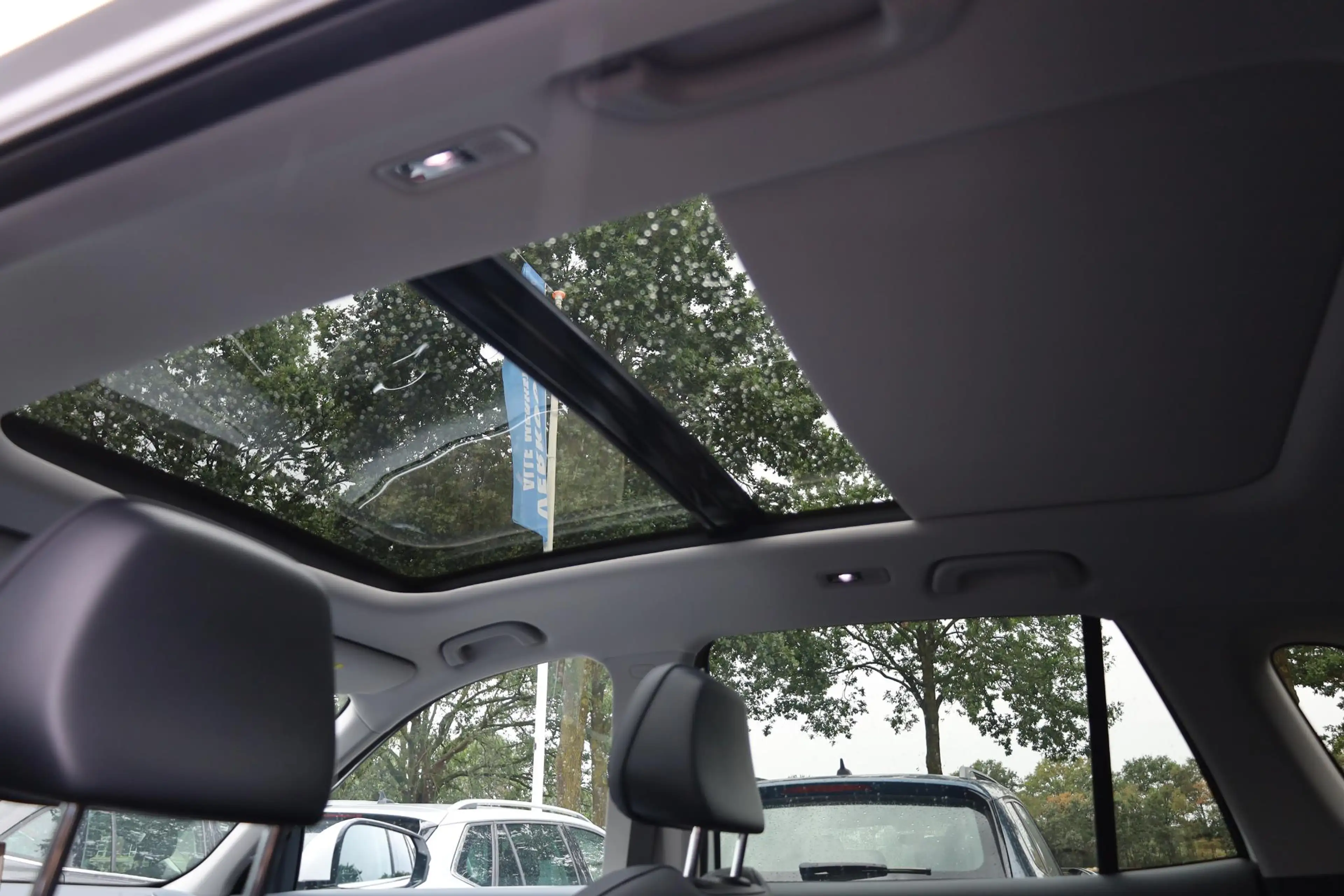 Geely E5 Max+ 68 kWh ZWART-LEDER! 475KM-RIJBEREIK PANO MASS — photo 42