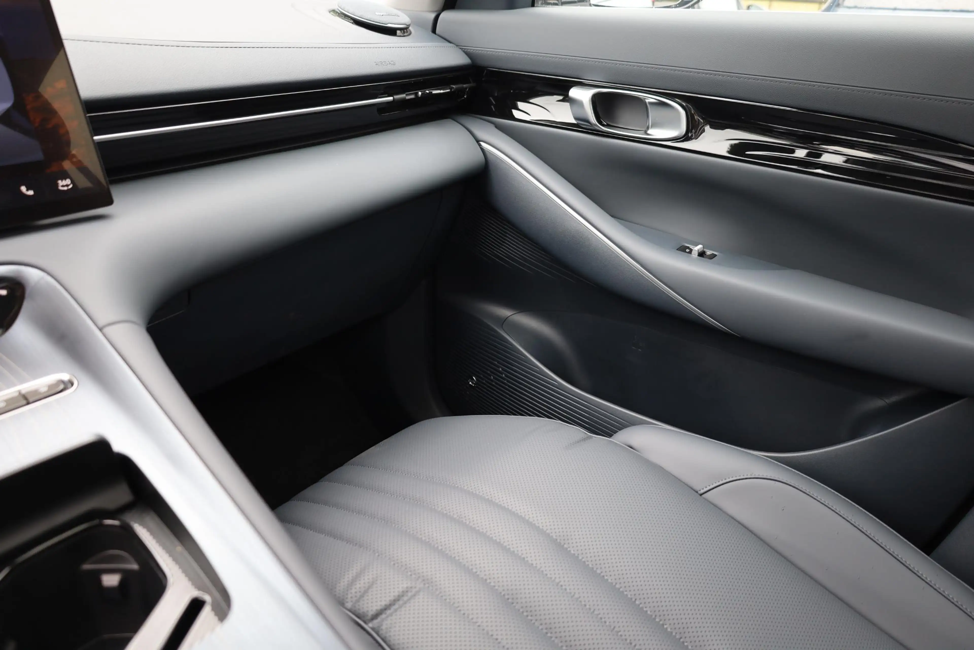 Geely E5 Max+ 68 kWh ZWART-LEDER! 475KM-RIJBEREIK PANO MASS — photo 37
