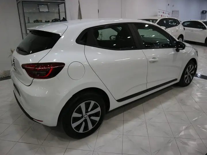 Renault Clio 2023, foto 10