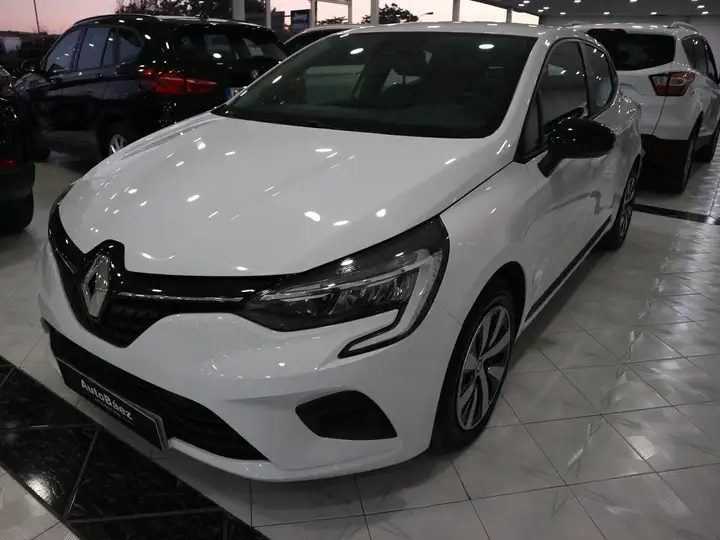 Renault Clio 2023, foto 3