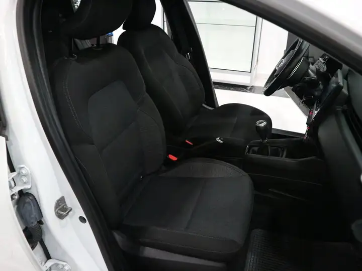 Renault Clio 2023, foto 20