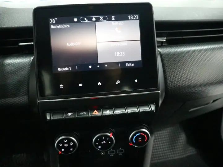 Renault Clio 2023, foto 16