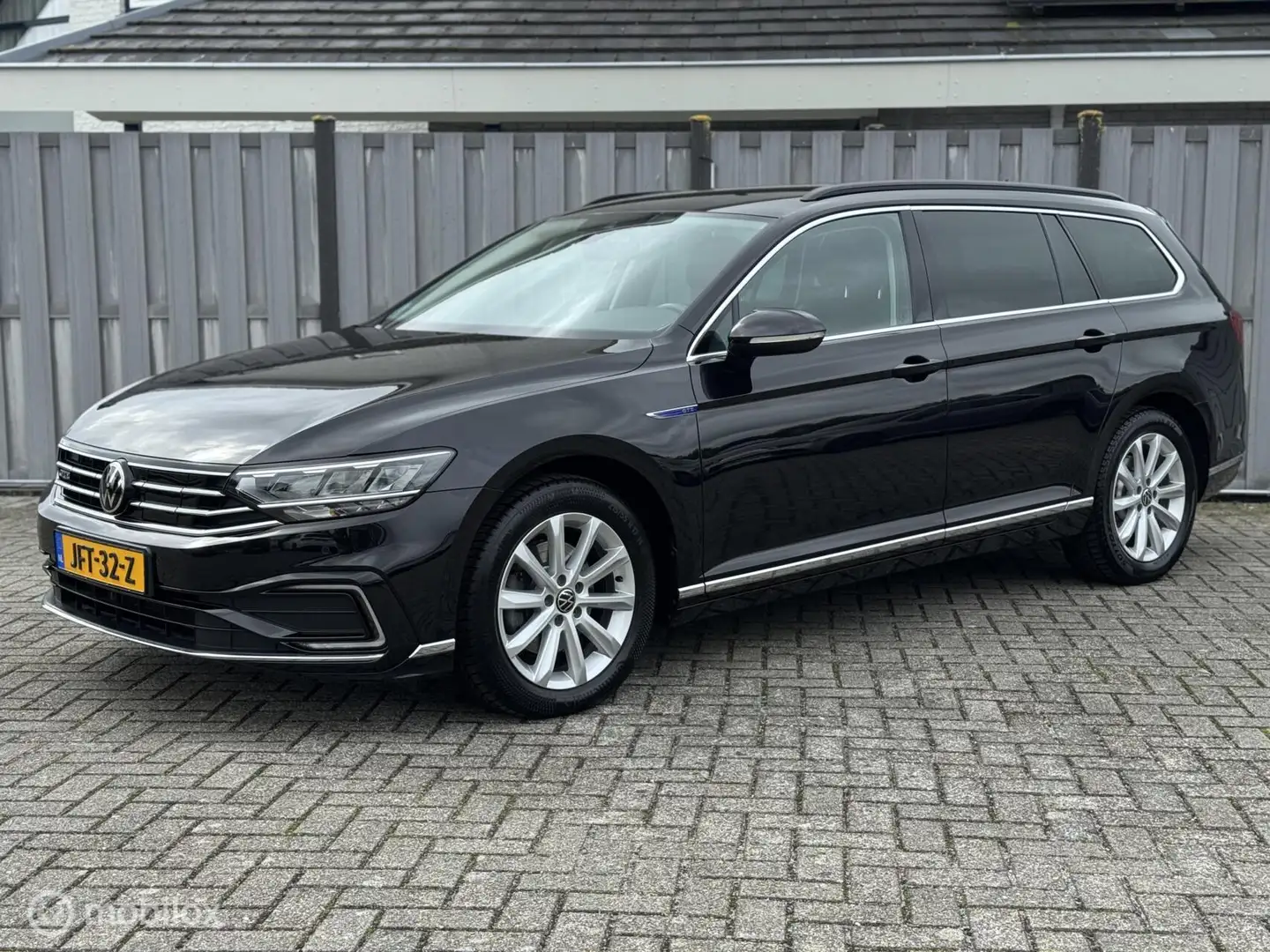 Volkswagen Passat Variant 1.4 TSI GTE Business acc Noir - 2