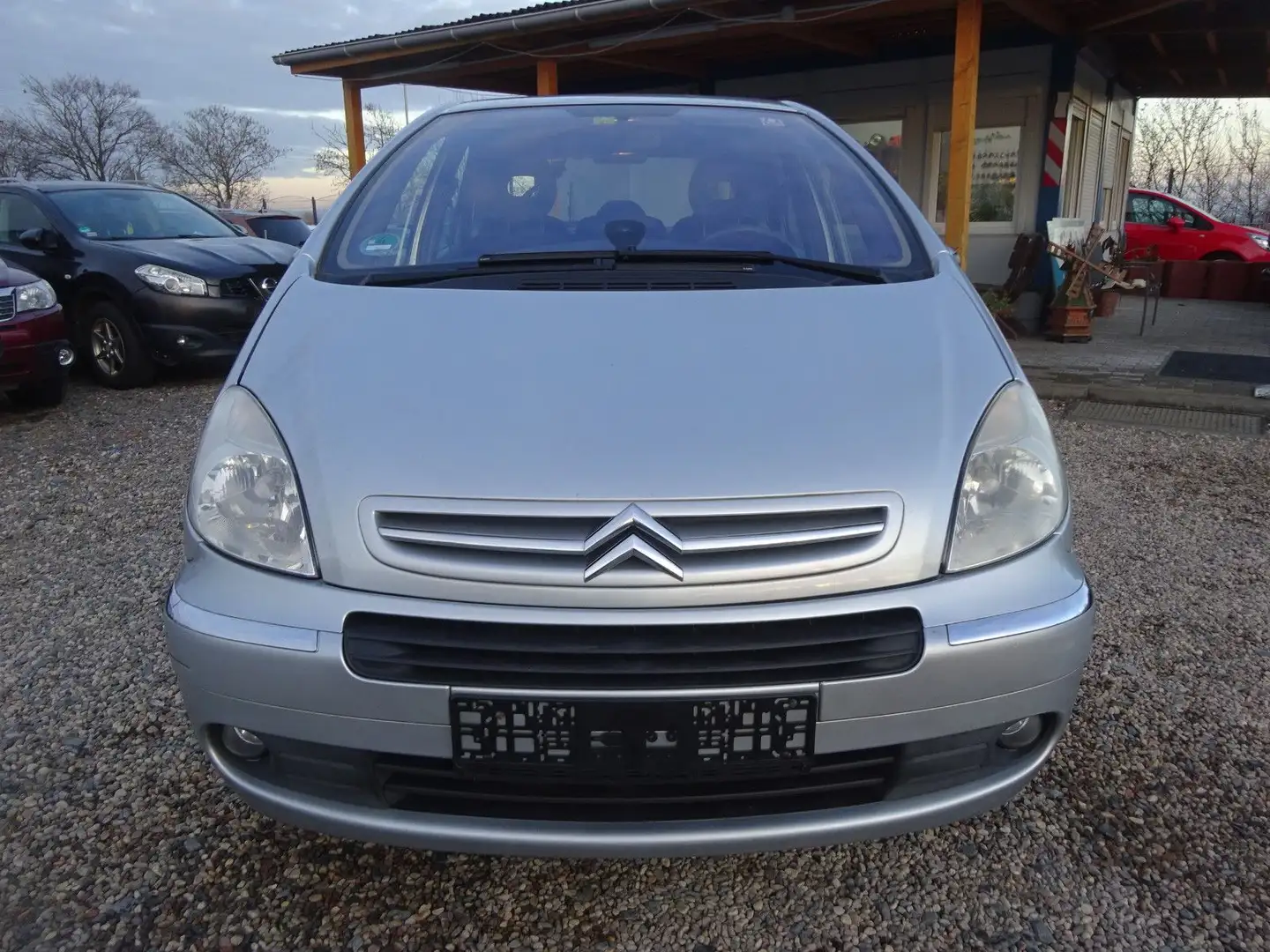 Citroen Xsara Picasso 2.0 16V Exclusive Automatik Plateado - 2