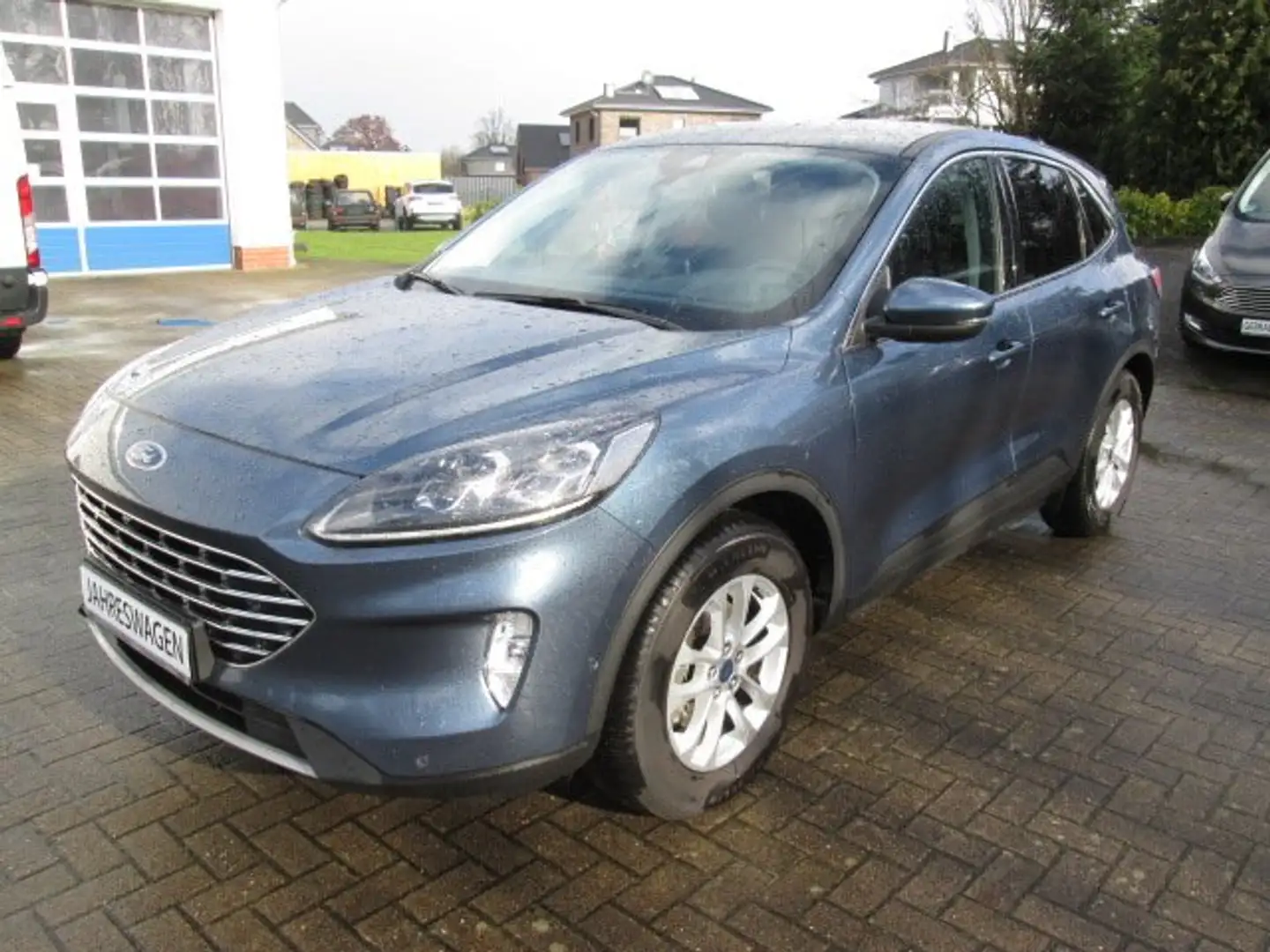 Ford Kuga 2.0 EcoBlue Hybrid TITANIUM X Blau - 1
