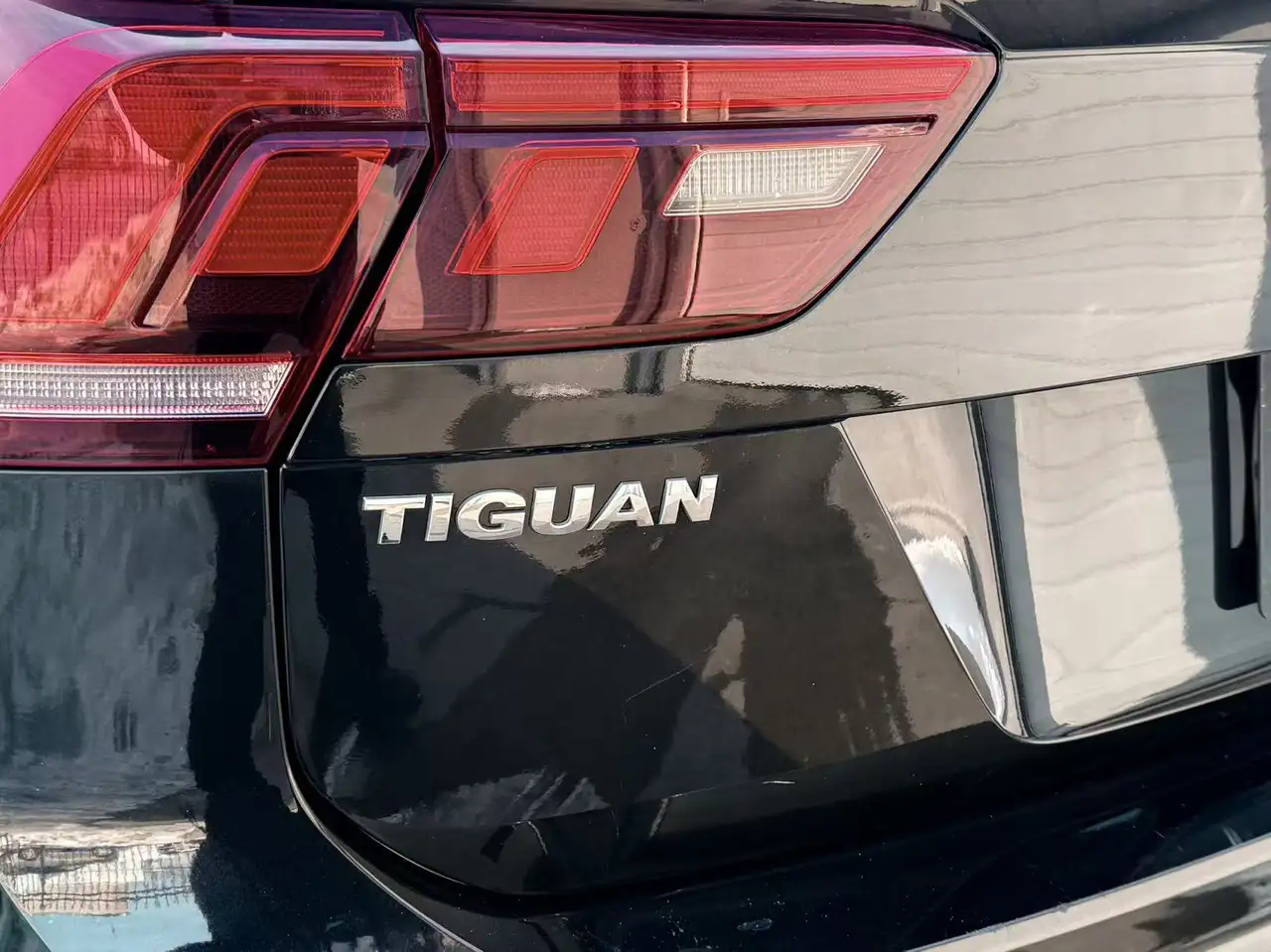 Volkswagen Tiguan снимка Volkswagen Tiguan