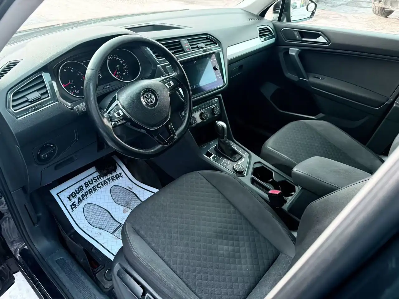 Volkswagen Tiguan снимка Volkswagen Tiguan