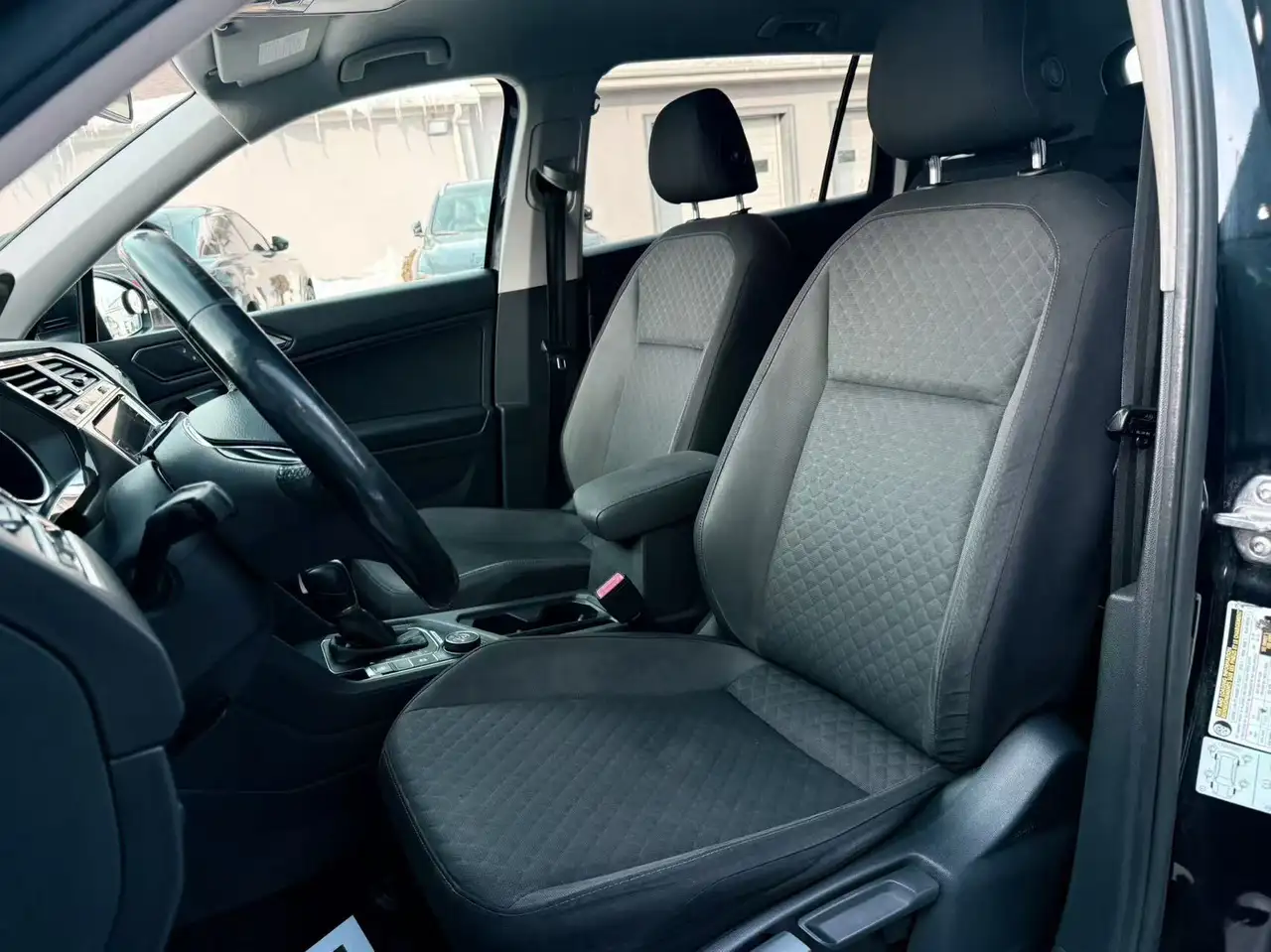 Volkswagen Tiguan снимка Volkswagen Tiguan
