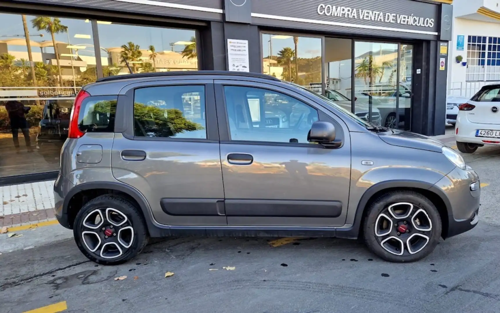 Fiat Panda 1.0 Gse City Live Hybrid Gris - 2