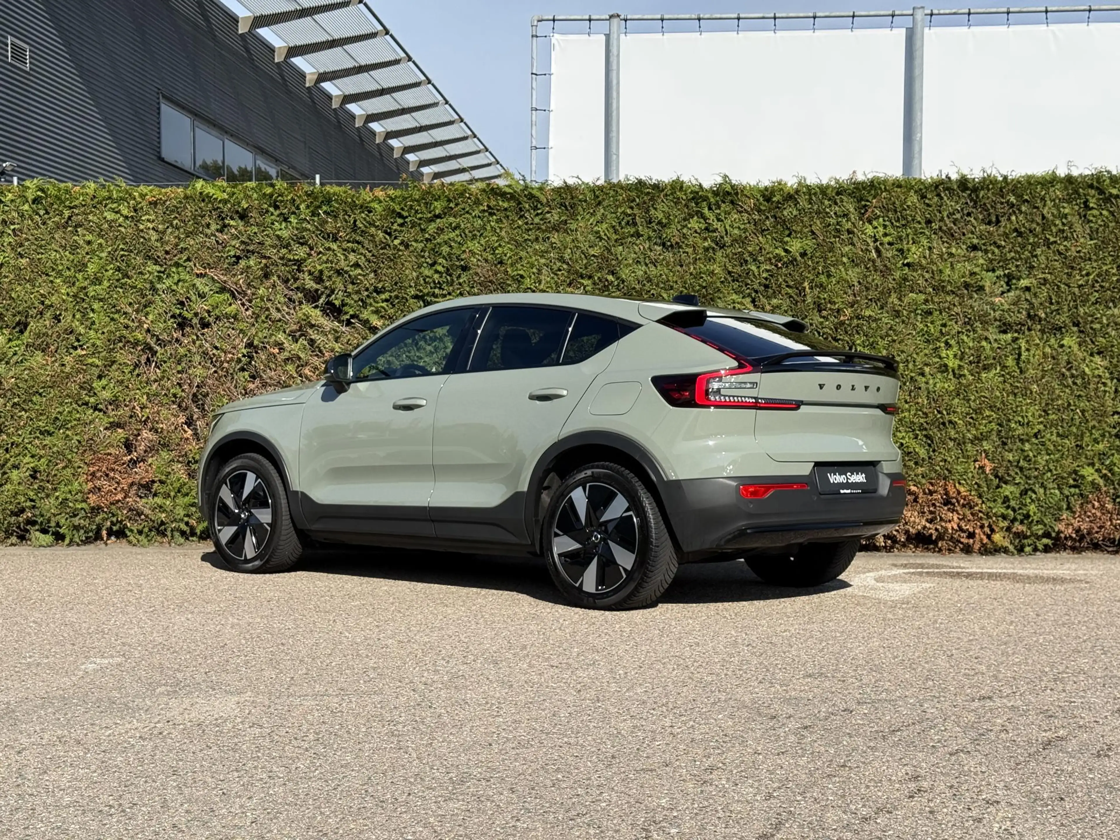 Volvo C40 Single Motor Extended Range Ultimate 82 kWh — photo 6