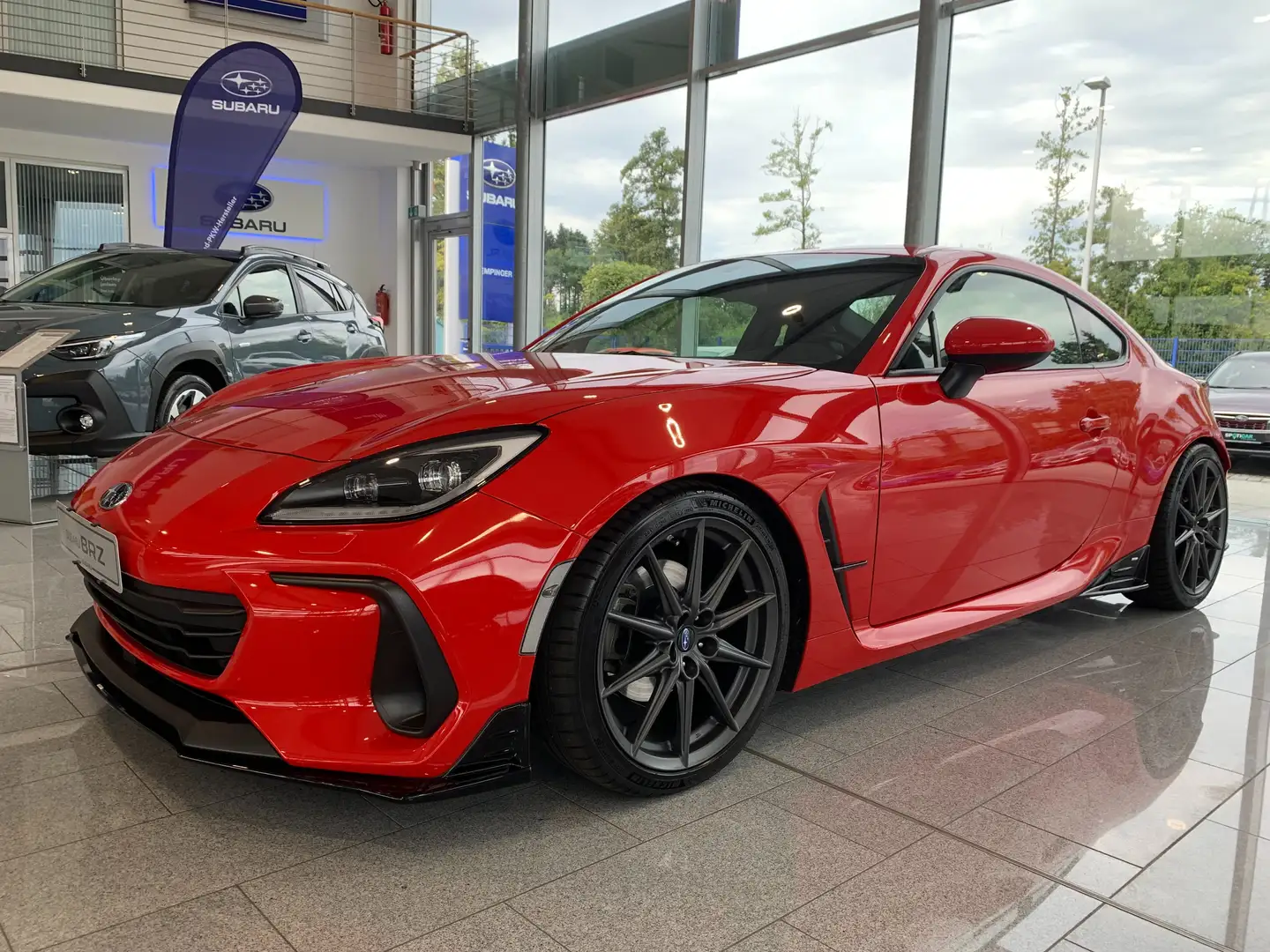 Subaru BRZ Sport STi Paket , Milltek & K&W Schraubfahrwerk Rot - 1