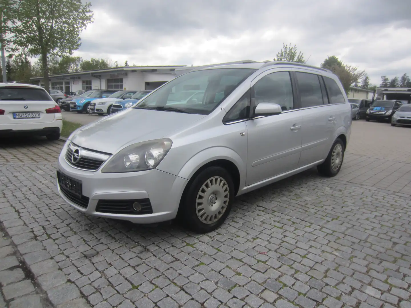 Opel Zafira Edition - 7 Sitzer - Klima - Grigio - 2
