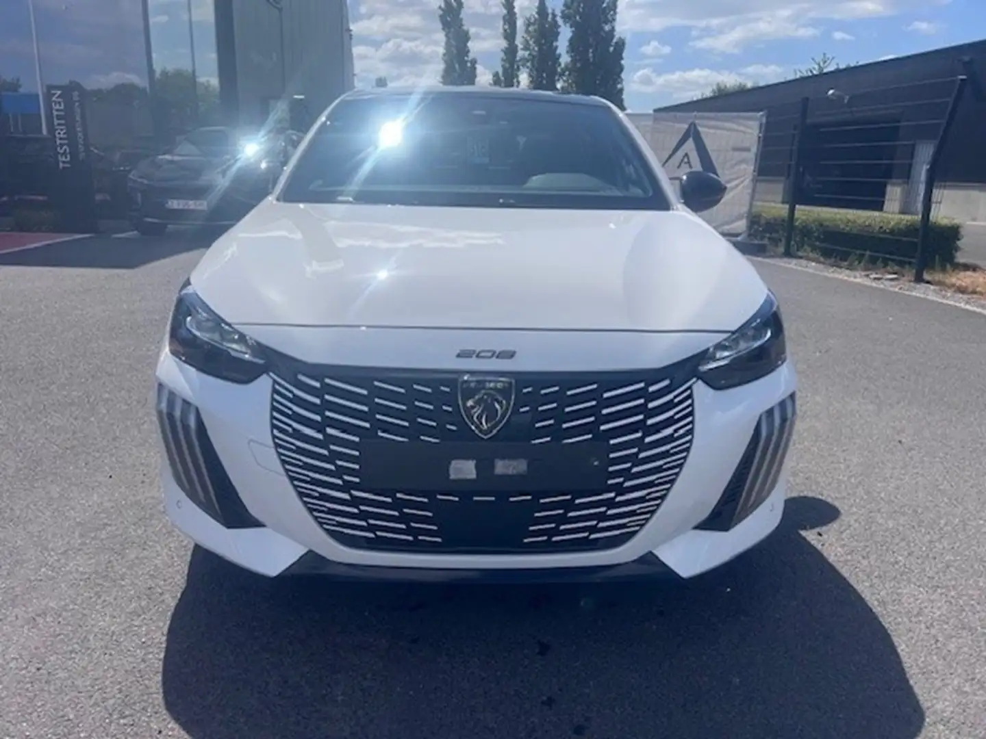 Peugeot 208 Hybrid GT e-DCS6 Blanc - 2