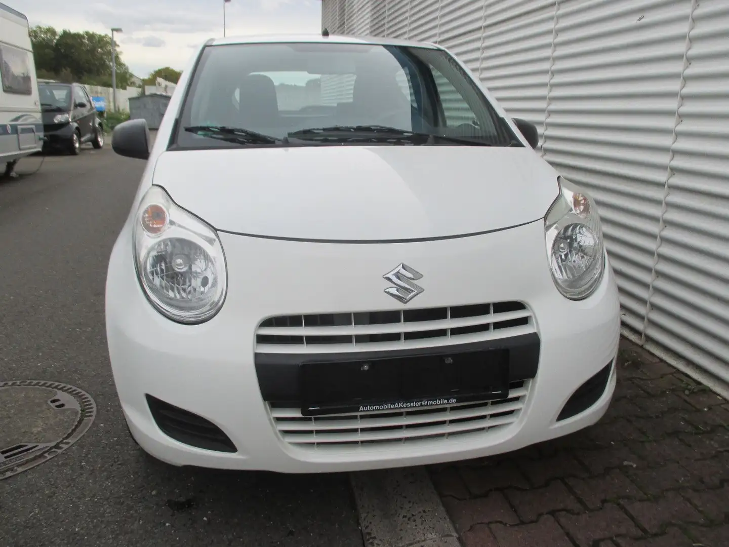 Suzuki Alto Weiß - 2