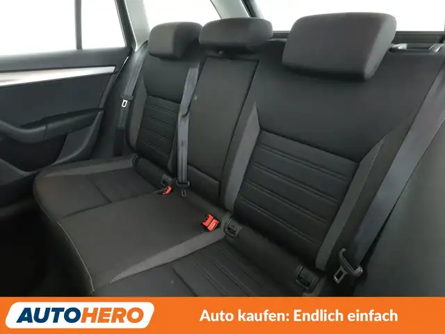 Skoda Octavia view 14
