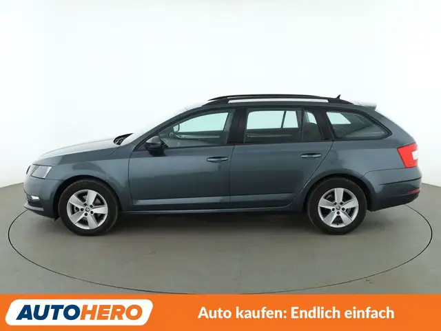 Skoda Octavia view 3