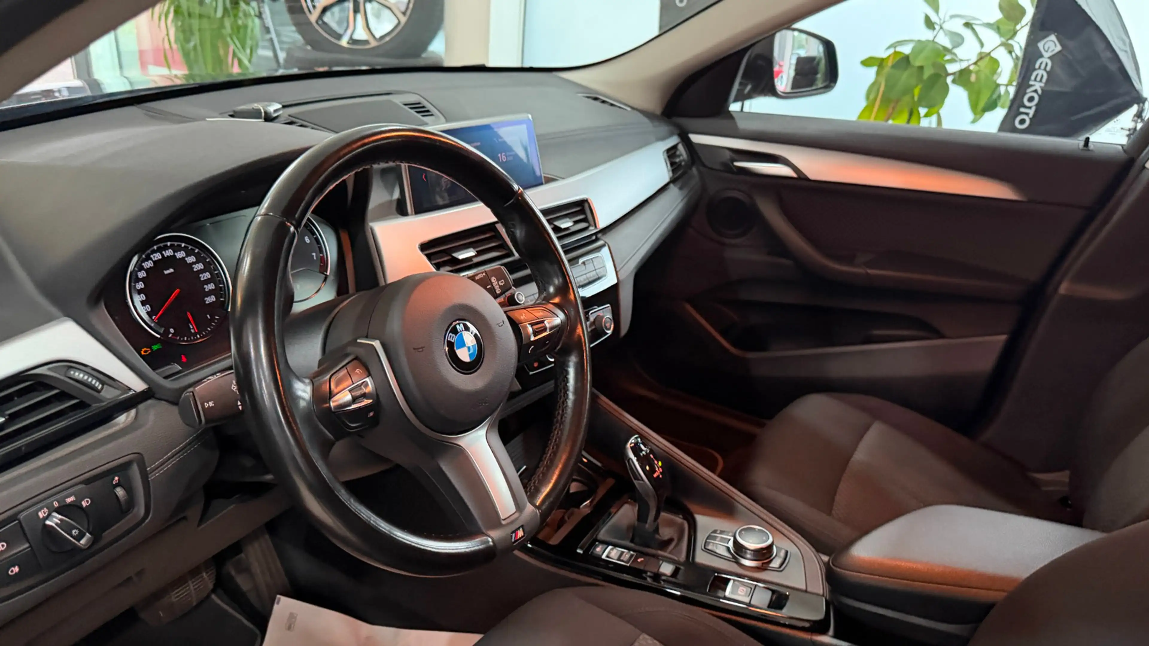 BMW X2 sDrive 18 i — photo 12