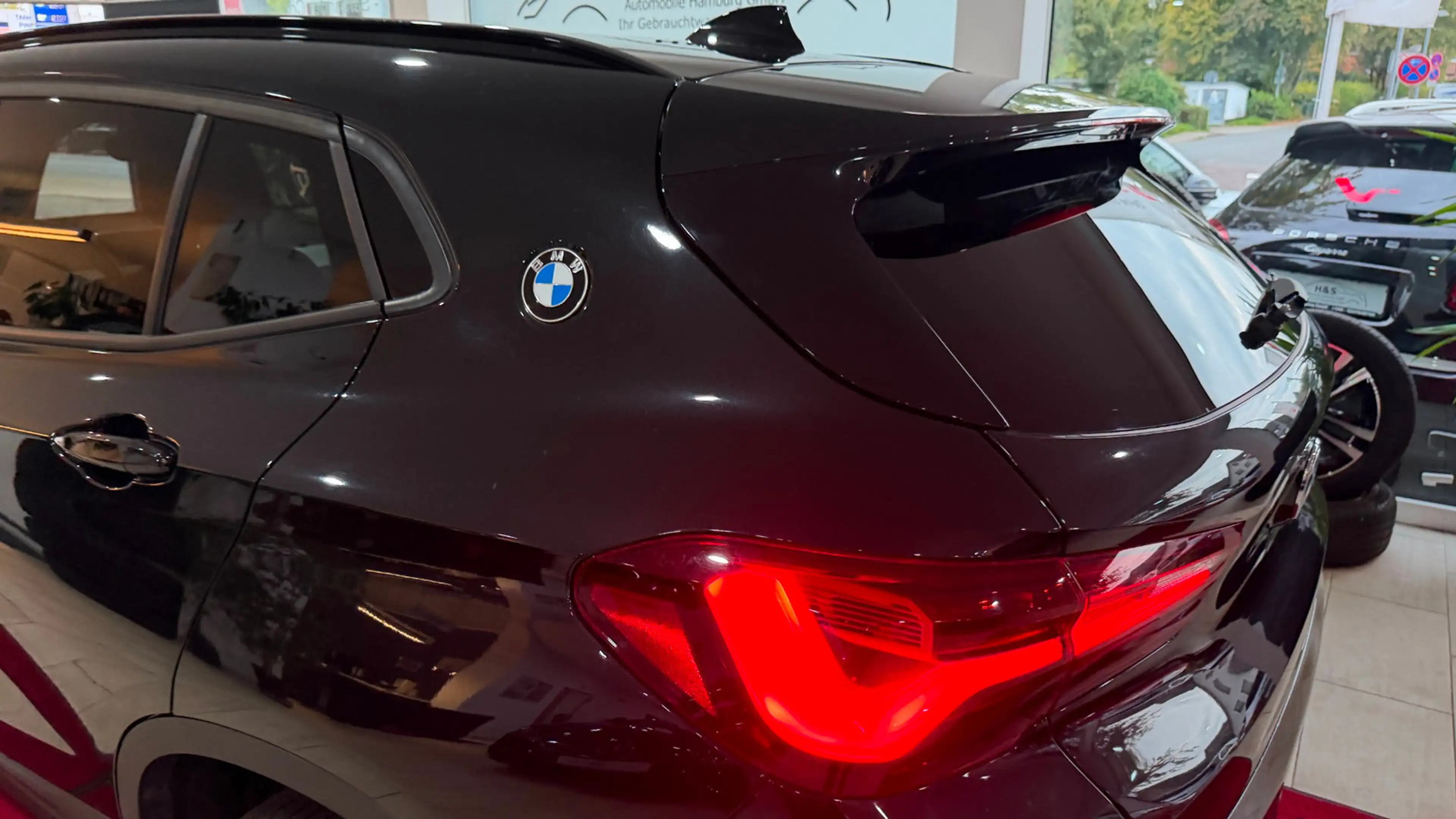 BMW X2 sDrive 18 i — photo 7