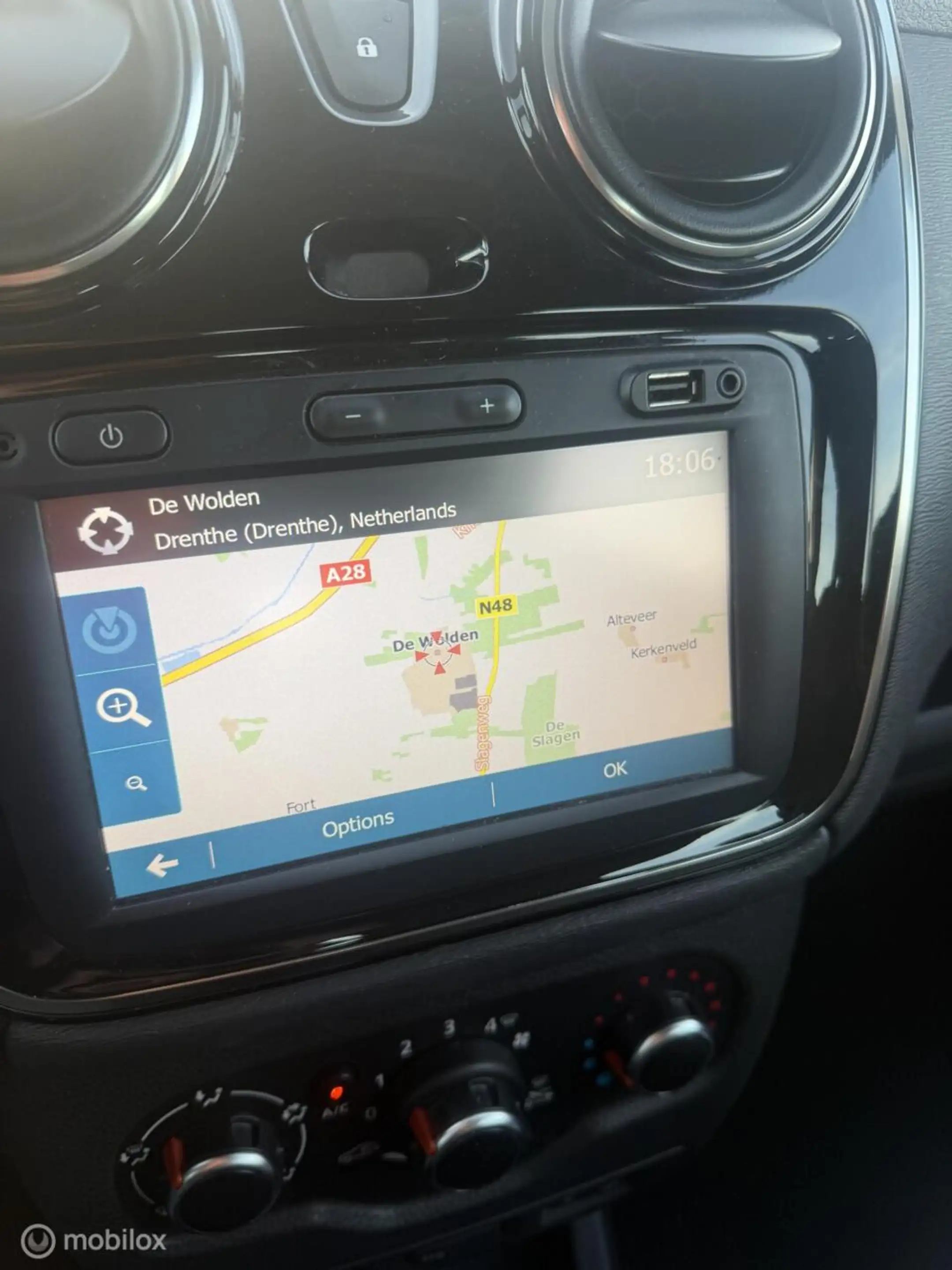 Dacia Lodgy 1.2 TCe Lauréate 7p. — photo 11