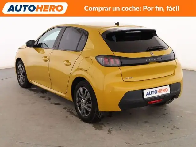 Peugeot 208 view 4