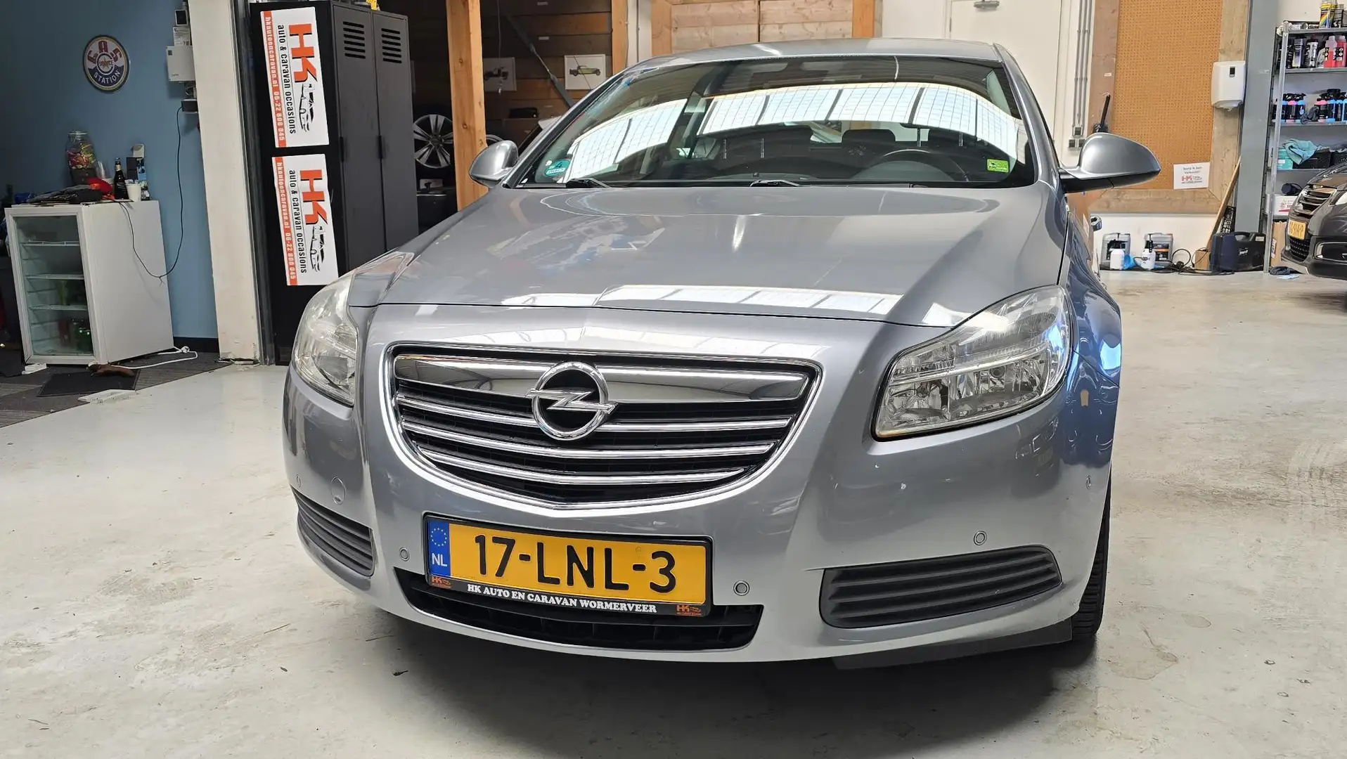 Opel Insignia 1.6 T Edition Navi, Blutooth. LM velgen, trekhaak, Grijs - 2