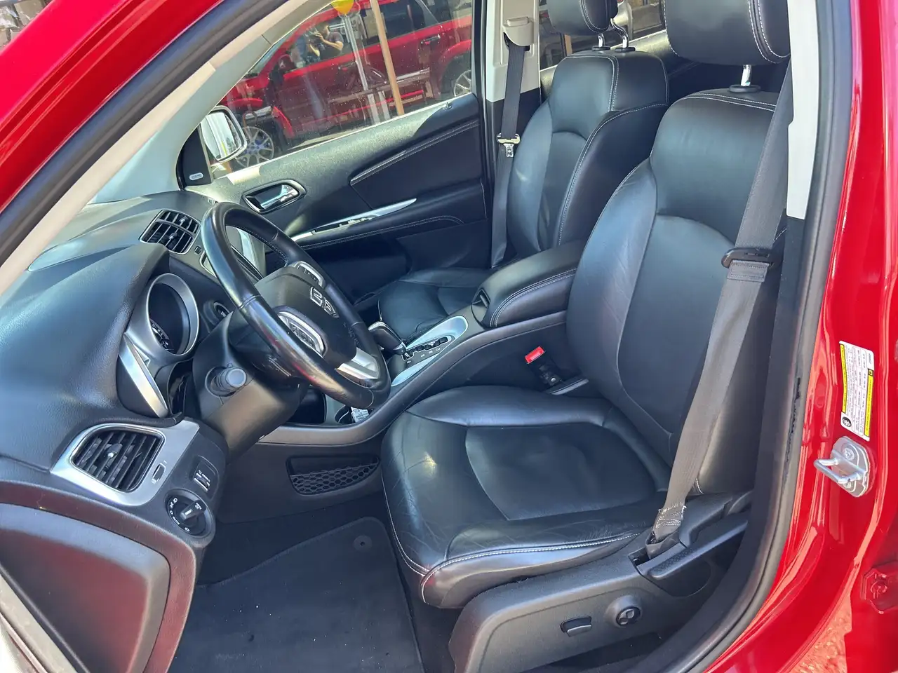 Dodge Journey снимка Dodge Journey