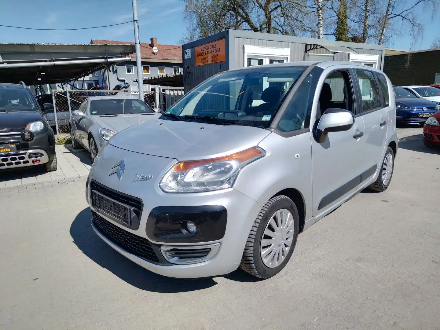 Citroen C3 Picasso 1.4 Tendance+1.HD+KLIMA+TEMPOMAT+EU 5 Grau - 1