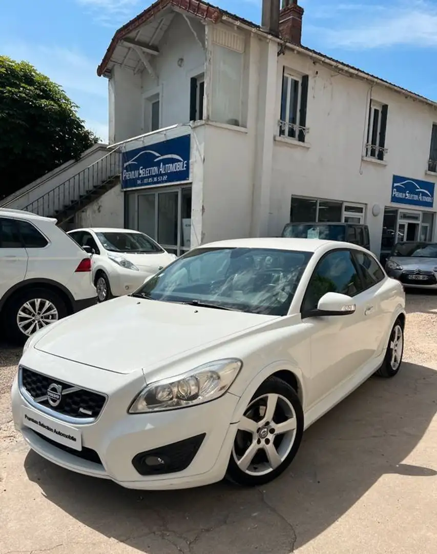 Volvo C30 1.6D 110 R-Design Weiß - 1