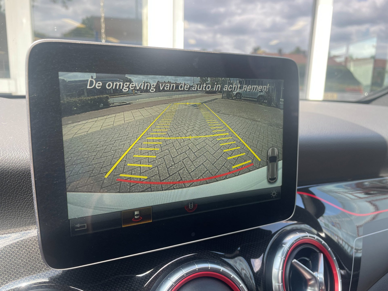 Mercedes-Benz CLA 180 Shooting Brake Prestige AMG | Navigatie-Panorama d — photo 14