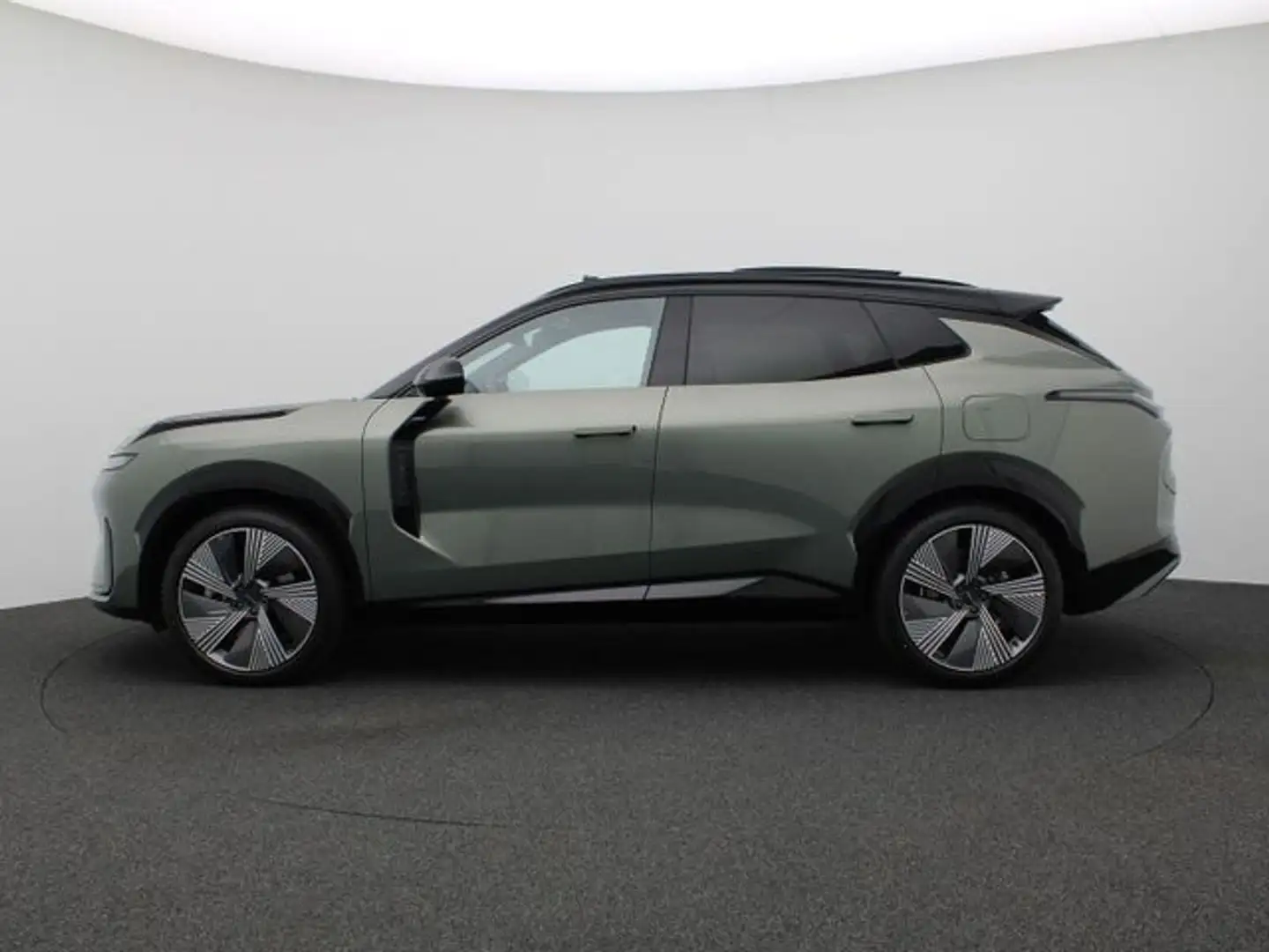 Lynk & Co 08 1.5 More 350PS Aut. Pano Matr StandHZG Navi Grün - 2