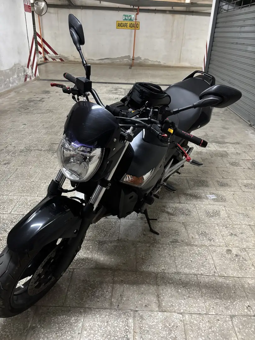 Suzuki GSR 600 Czarny - 1