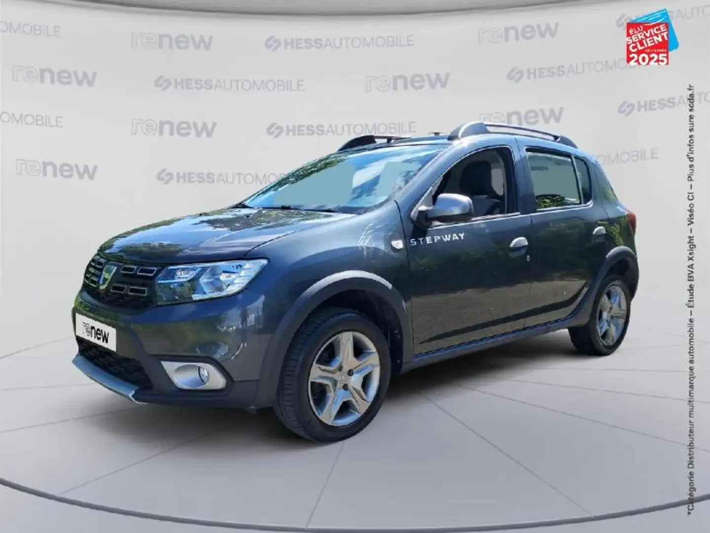 Dacia Sandero 0.9 TCe 90ch Stepway -18 Gris - 1
