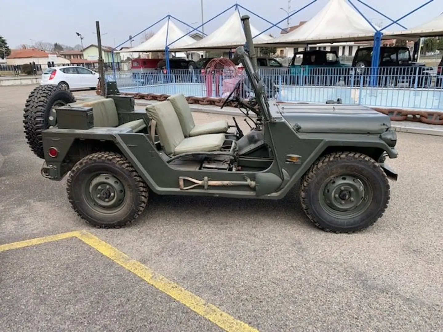 Ford MUTT M151 A2 zelena - 1