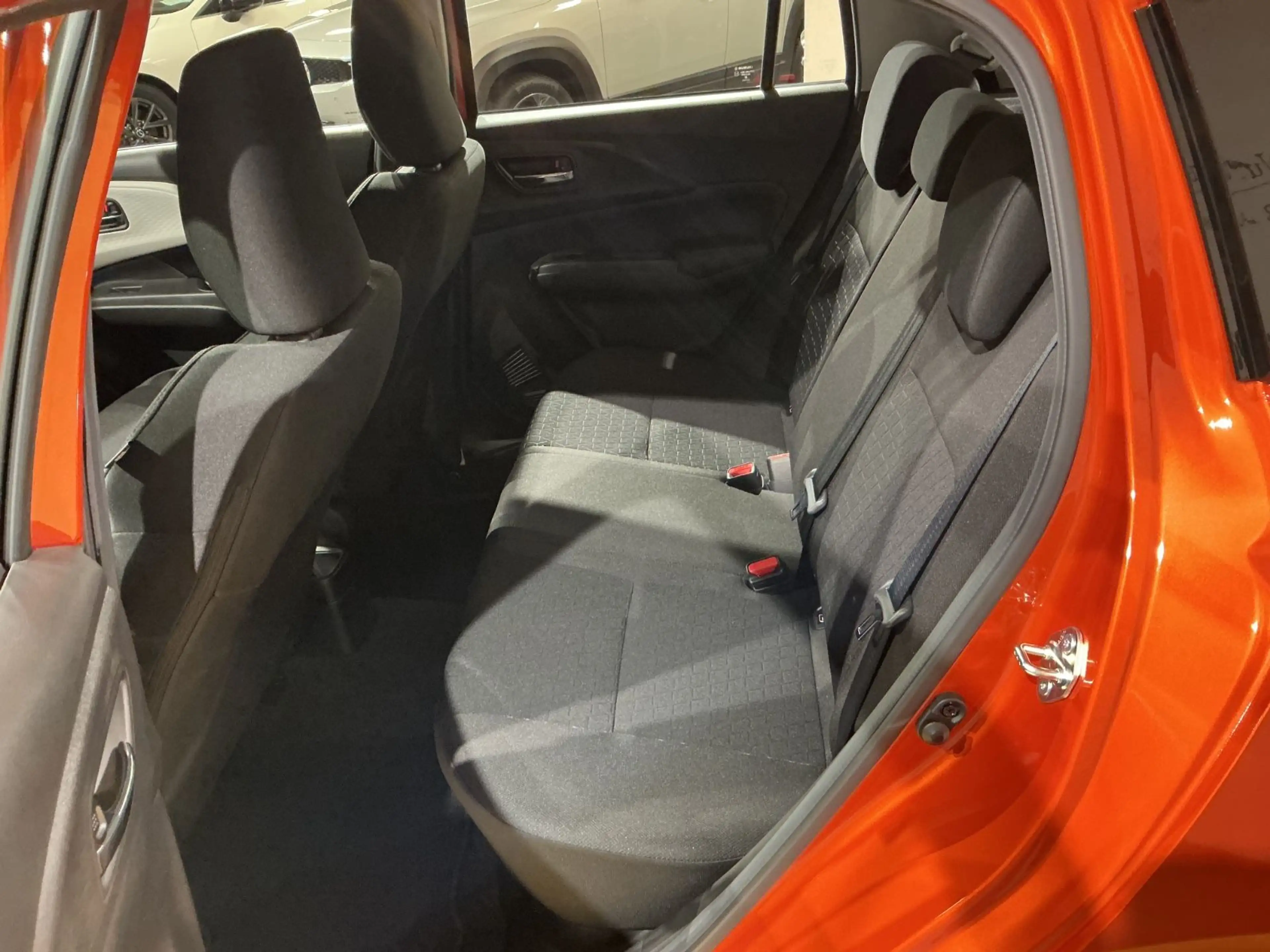 Suzuki Swift 1.2 Club Allrad 60 kW*ACC*CarPlay* — photo 12