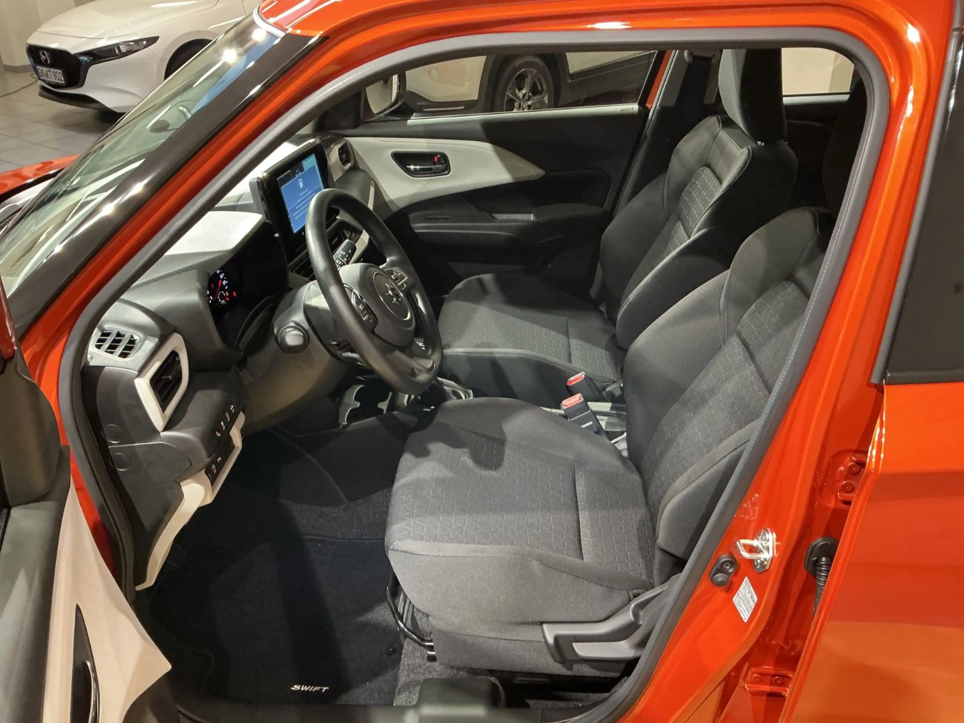 Suzuki Swift 1.2 Club Allrad 60 kW*ACC*CarPlay* — photo 11