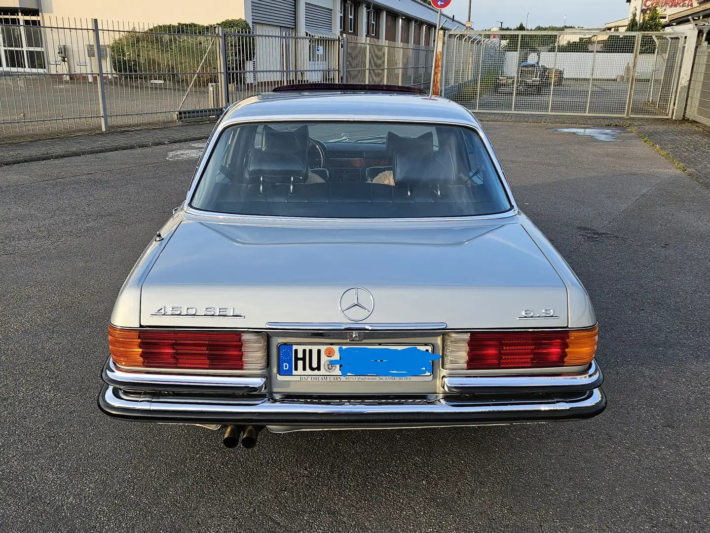Mercedes-Benz 450 SEL 6.9 Zilver - 2