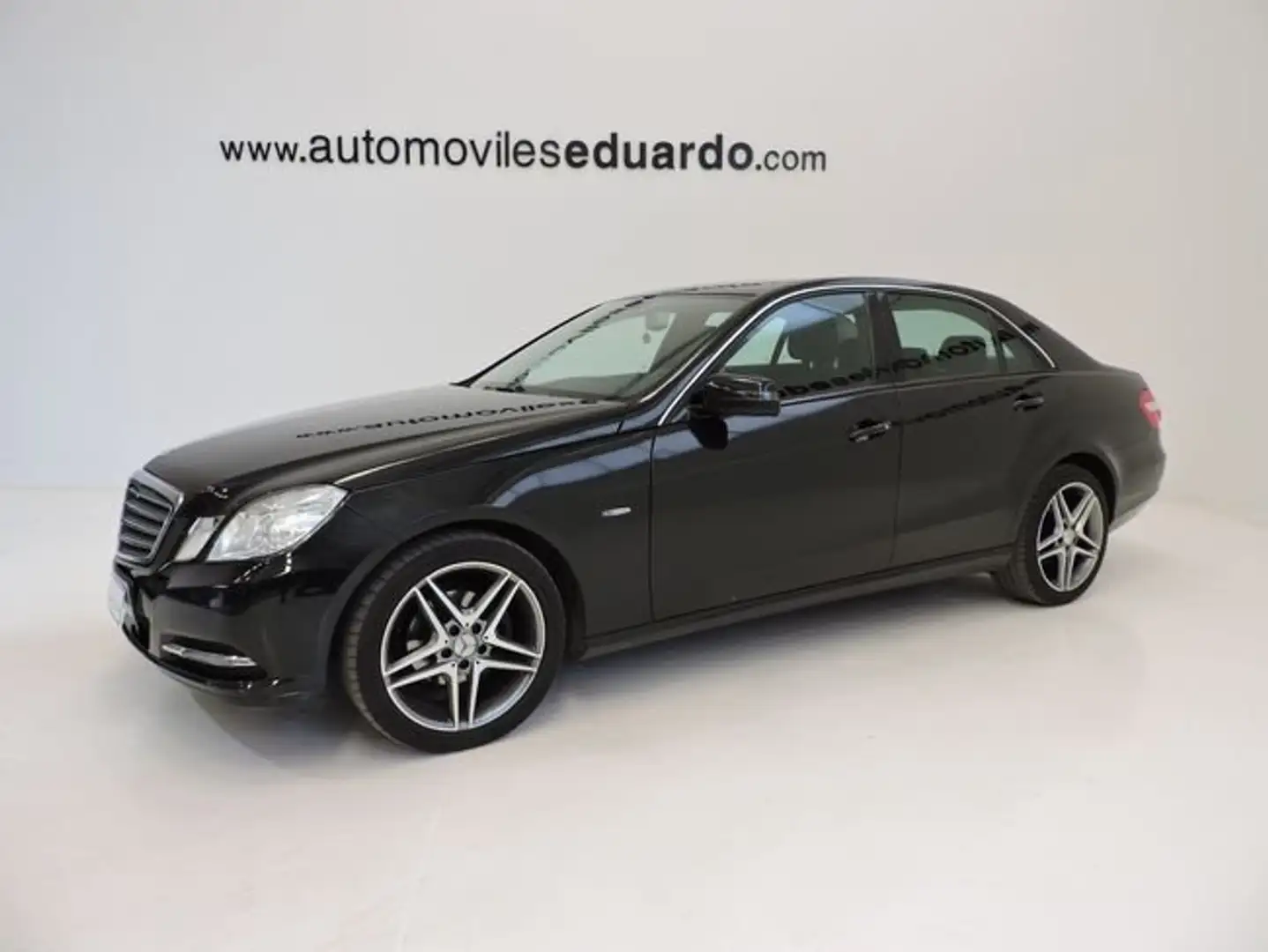Mercedes-Benz E 220 CDI BlueEFFICIENCY Berlina Negro - 1