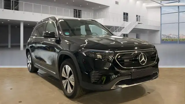 Mercedes-Benz EQB 250